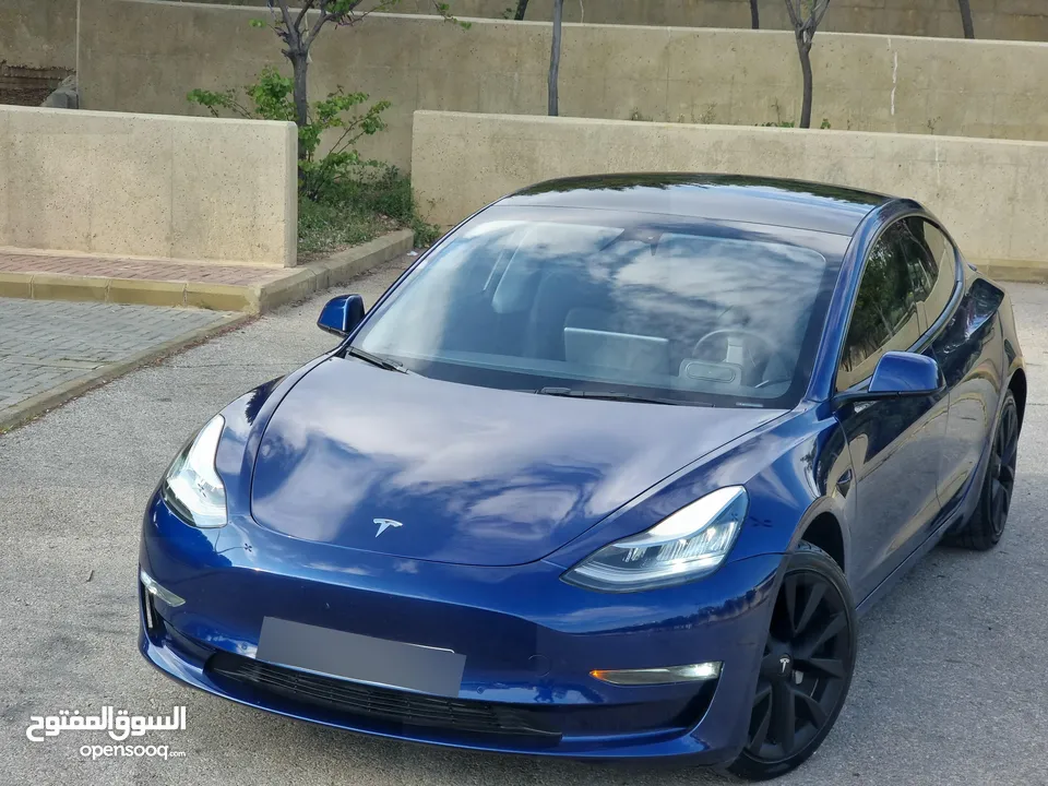 TESLA MODEL 3 2022 LONGRANGE DUALMOTOR   550KM بلشحنه الواحده