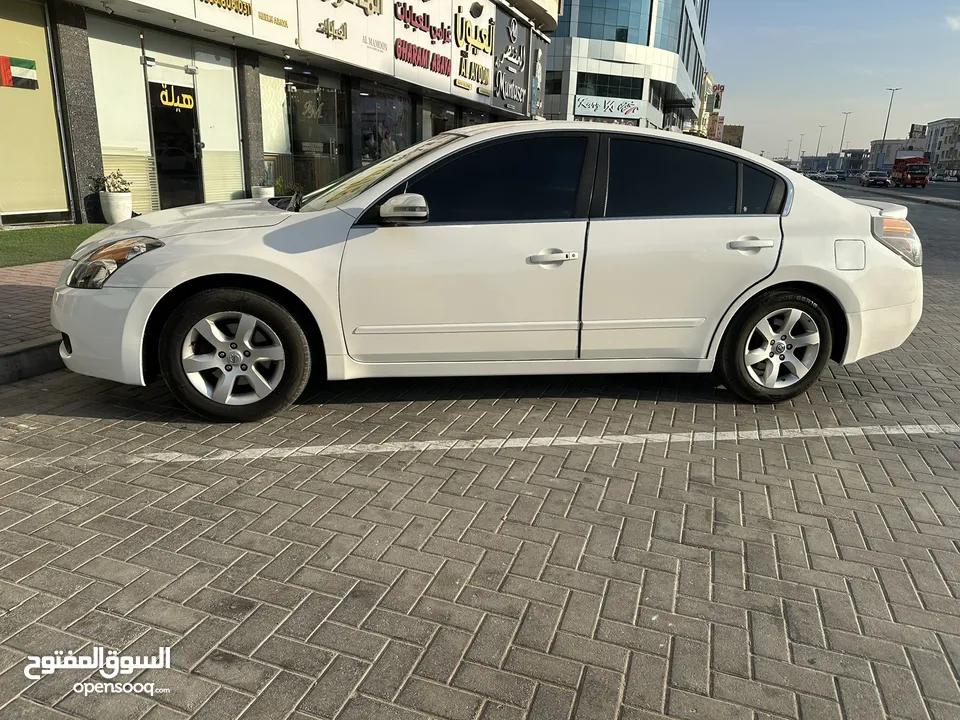 Nissan Altima 2009