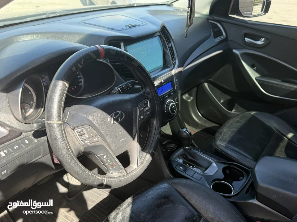 هواندي سنتافي 2015