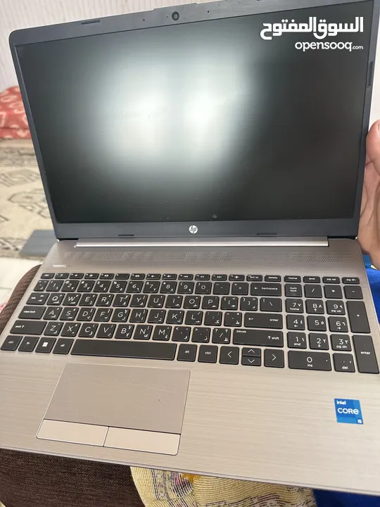 جهاز لابتوب hp كرتونه مستخدم فترة قصيرة