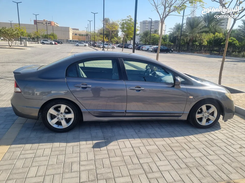 honda civic 2009 - 1,450 negotiable, grey color , recently passing until oct 2025