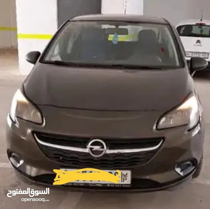 اوبل كورسا 2017جديده نظيفة استعمال شخصي