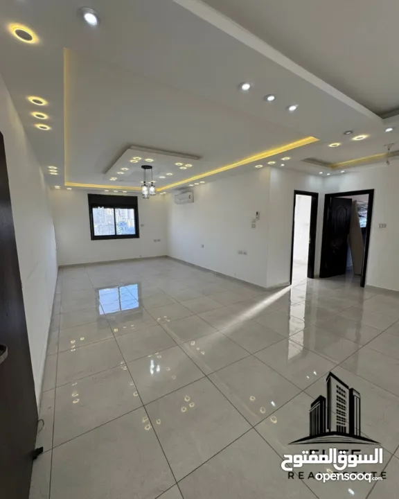 شقة جديدة غير مفروشة للايجار في شارع القدس