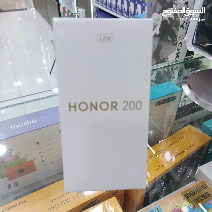 جهغز جديد كفاله سنه هونر 200 لايت 256g 16ram