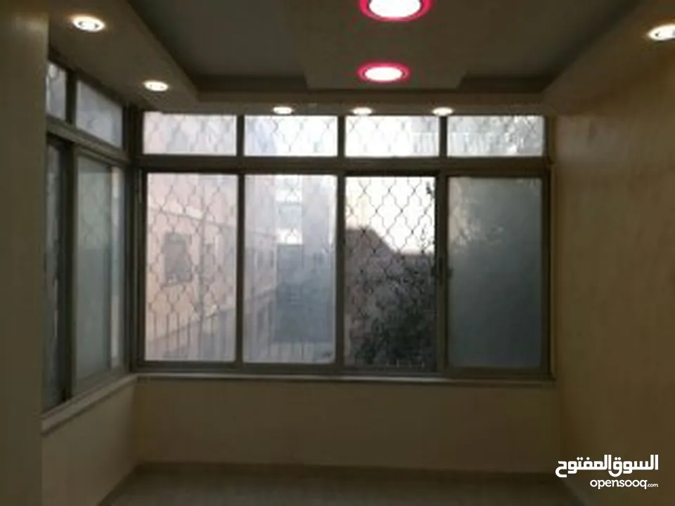 شقه للبيع او للايجار  عرجان
