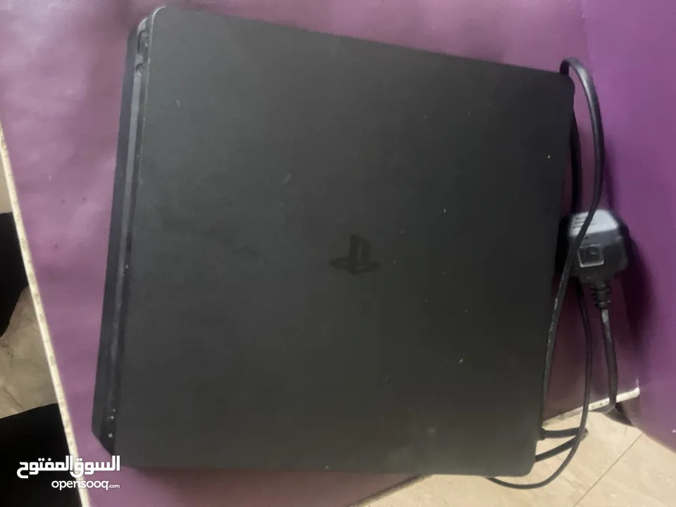 PlayStation 4 slim