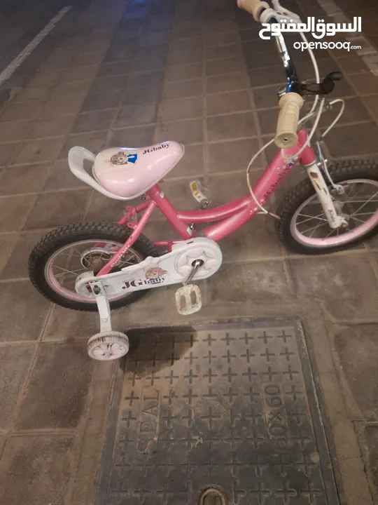 urgent sale kids cycle for age 4 to 5 years