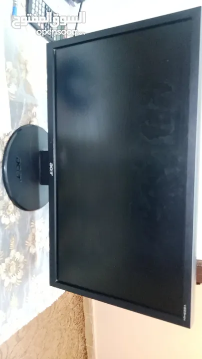 شاشة كمبيوتر ايسر الاصليه للببيع