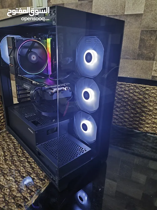 كمبيوتر بمواصفات عالية i7 12700F, RTX 2080 super