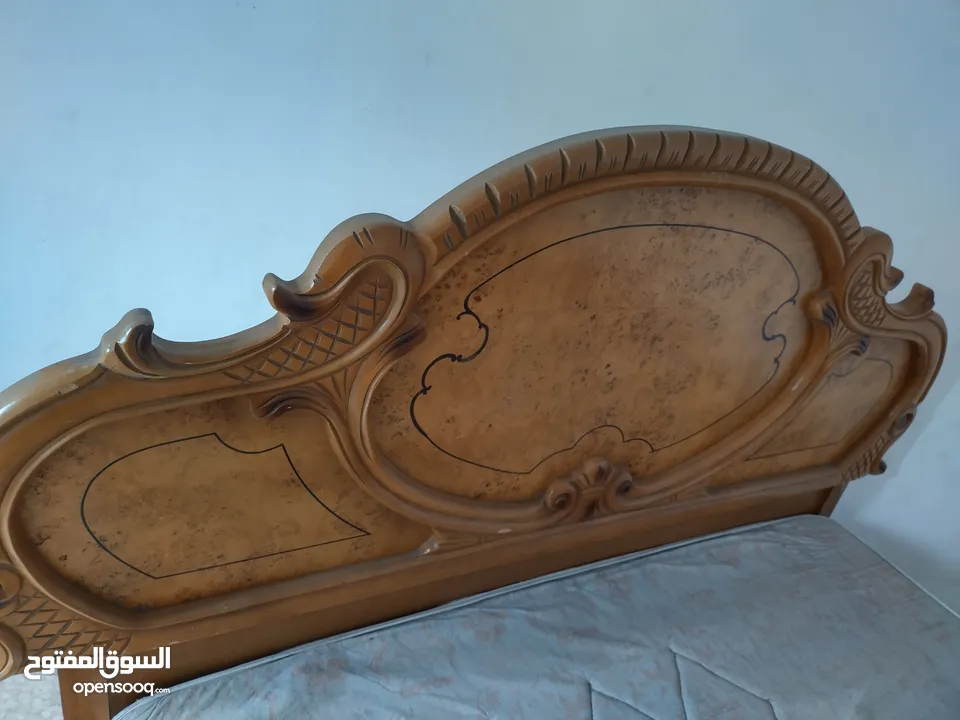 سرير مستعمل