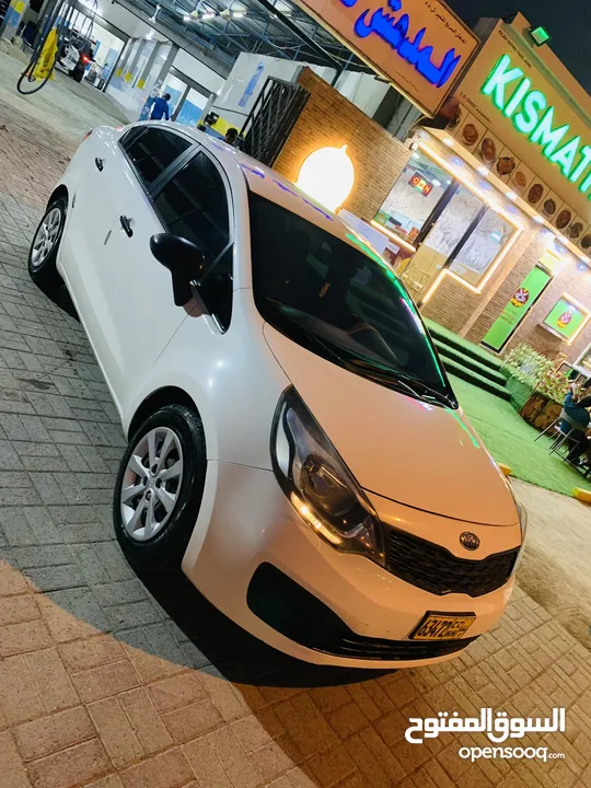 For sale kia rio 1.4 cc manual gear للبيع كيا ريو خليجي بحالة ممتازة جير عادي