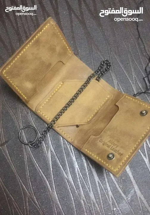 محافظ وحزامات واقشطه جلد طبيعي؛في اللويبده والمناره،مصنوعه يدويا من افخر انواع الجلد الطبيعي