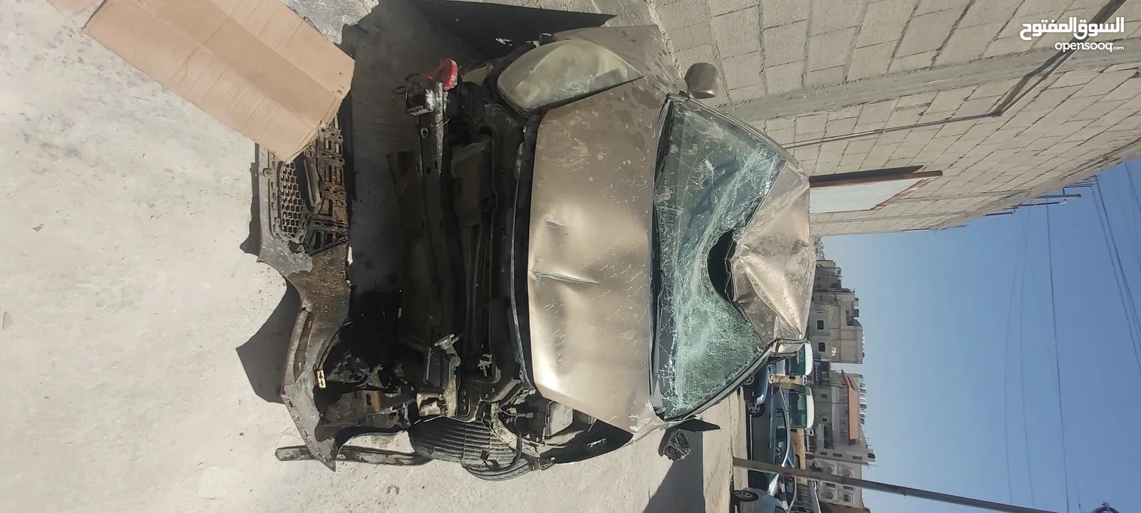 نشتري جميع السيارات والبكمات الحديثه الحديثه المضروبه ولقالبه على ضربتها