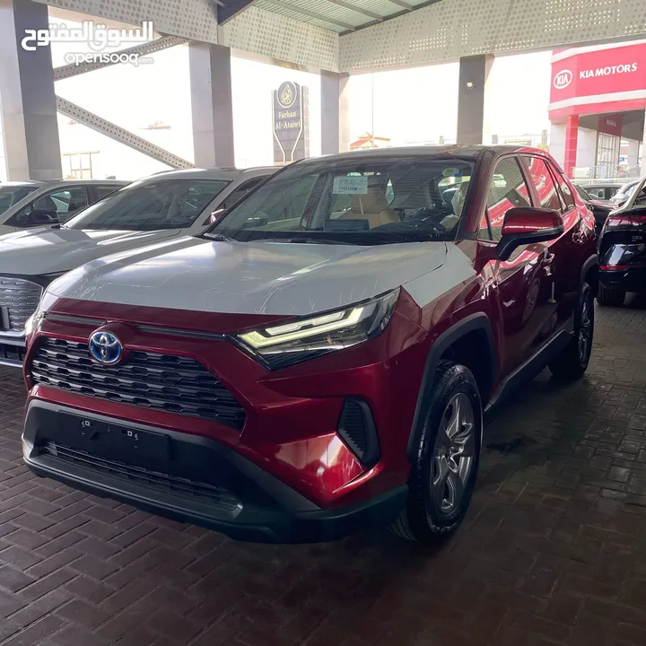 TOYOTA_RAV4_2023