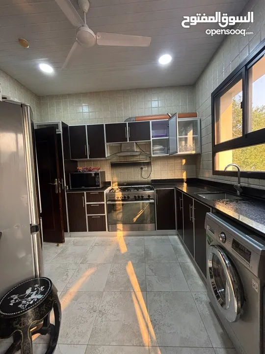 للبيع شقة تمليك في البحير موقع مميز قريب من المسجد والمدارس وجميع الخدمات