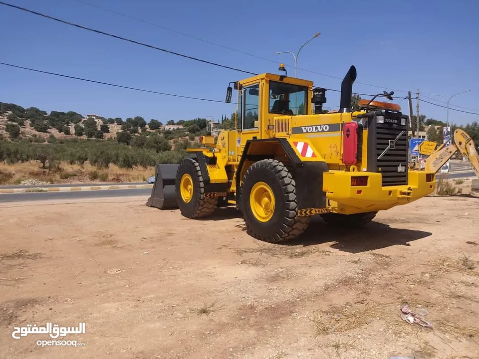 جرافه فولفو 120 سي