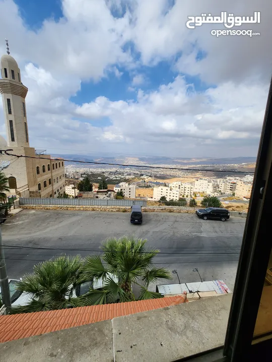 فيلا متلاصقة للبيع محدثة تماما بسعر مغري