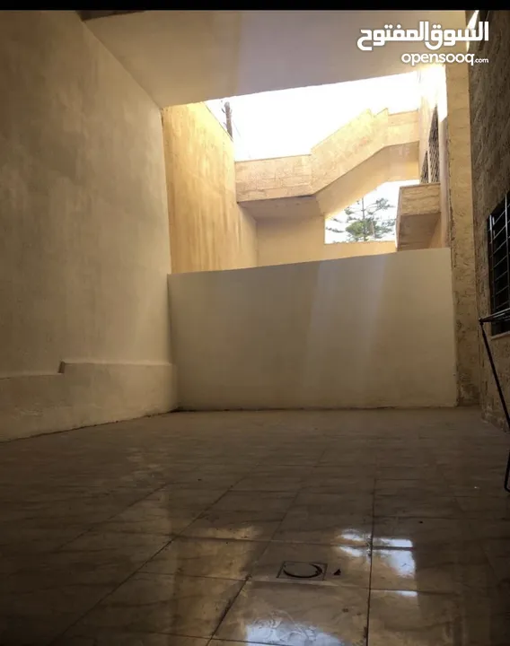 شقه وستوديو  مفروشه((تسويه)للايجار الشهري ب عبدون من الماللك