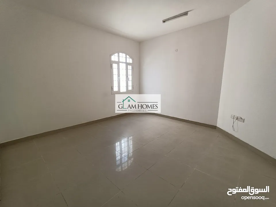 Expansive 8 BR villa for rent with spacious rooms Ref: 422S