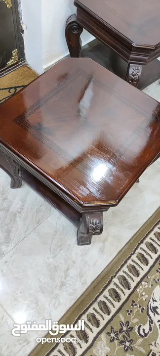 طاولات مستعملة خشب زان قشرة بلوط