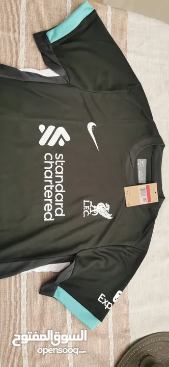 طقم ليفربول الموسم الحالي Nike الاصلي