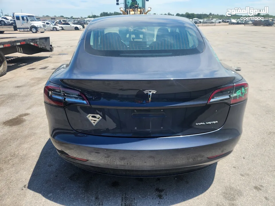 Tesla model 3 long range clean title
