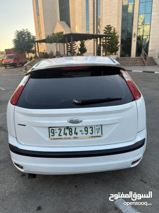 فورد فوكس 2009 السيارة نضيفة فحص نضيف استخدام قليل