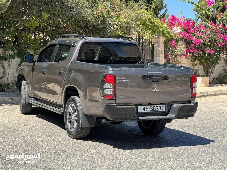 Mitsubishi L200 Sportero2022....كمرات3