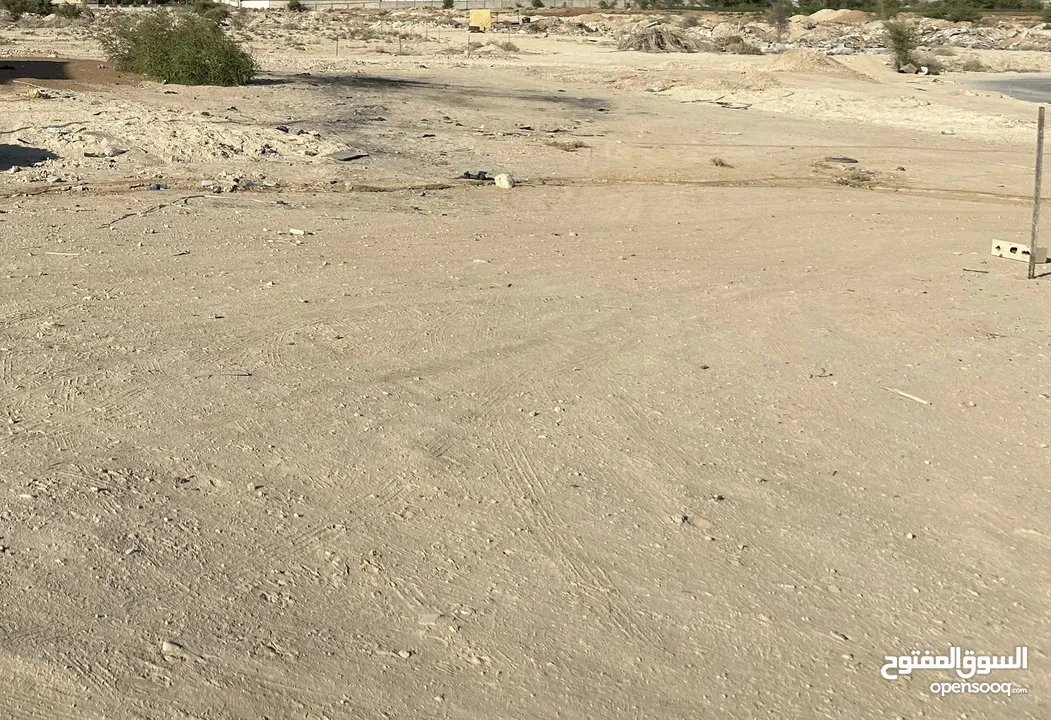 قطعة ارض 628 متر،موقع ممتاز، مدخل اريحا،الشارع الرئيسي،شارع القدس