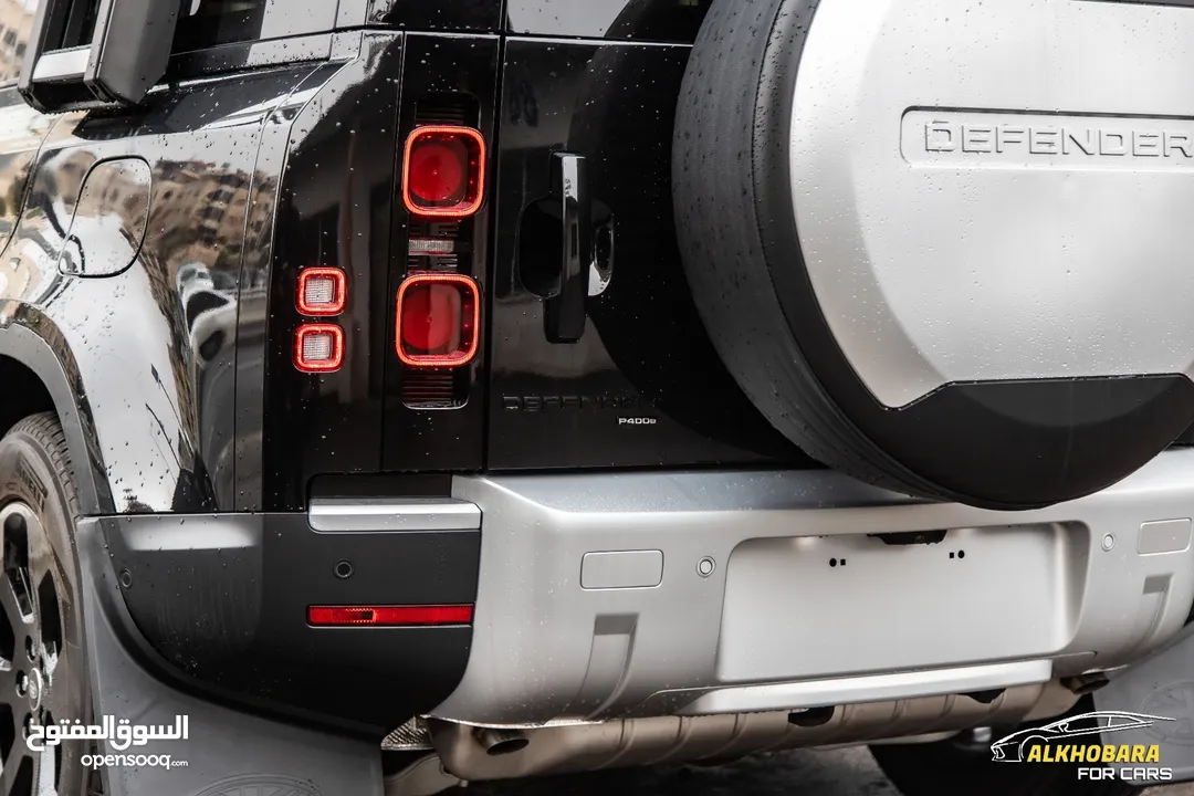 Land Rover Defender 2023 Plug in hybrid Black Package   عداد صفر  Zero Mileage