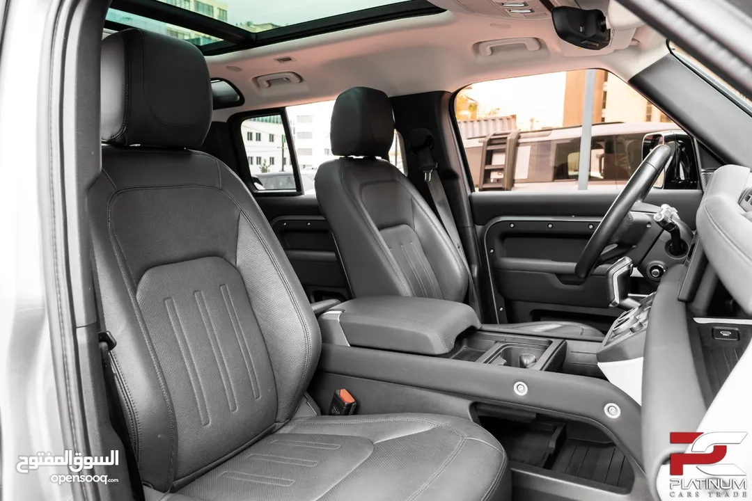 2022 Land Rover Defender P400 110 - Full Accessories Package