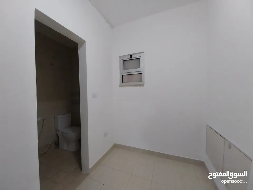 شقة للايجار في الدوار الرابع  ( Property 35748 )-175127610