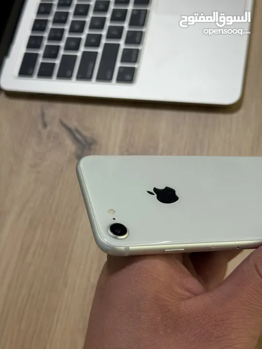 iPhone 8 64