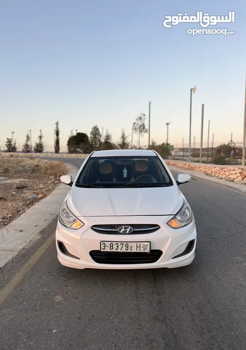 اكسنت 2015/14 اصل سياحي بحالة البرايفت و افضل منفوضة بالكامل خالية من القص الطولي و العرضي