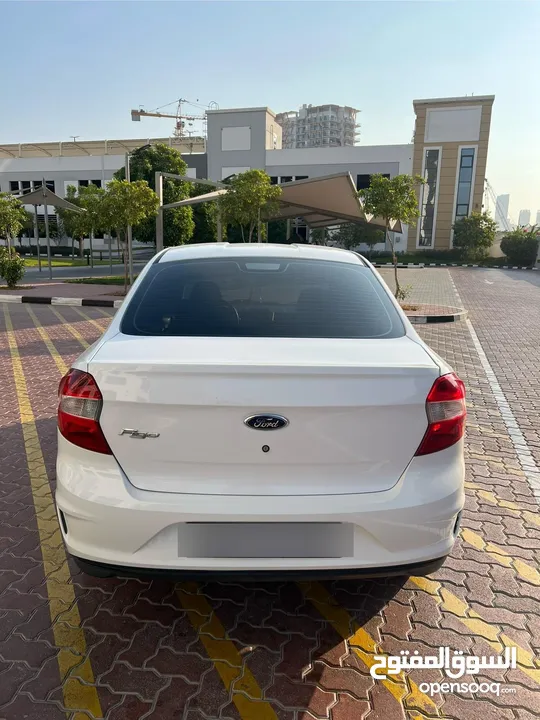 Ford Figo Ambiente Sedan 1.5L