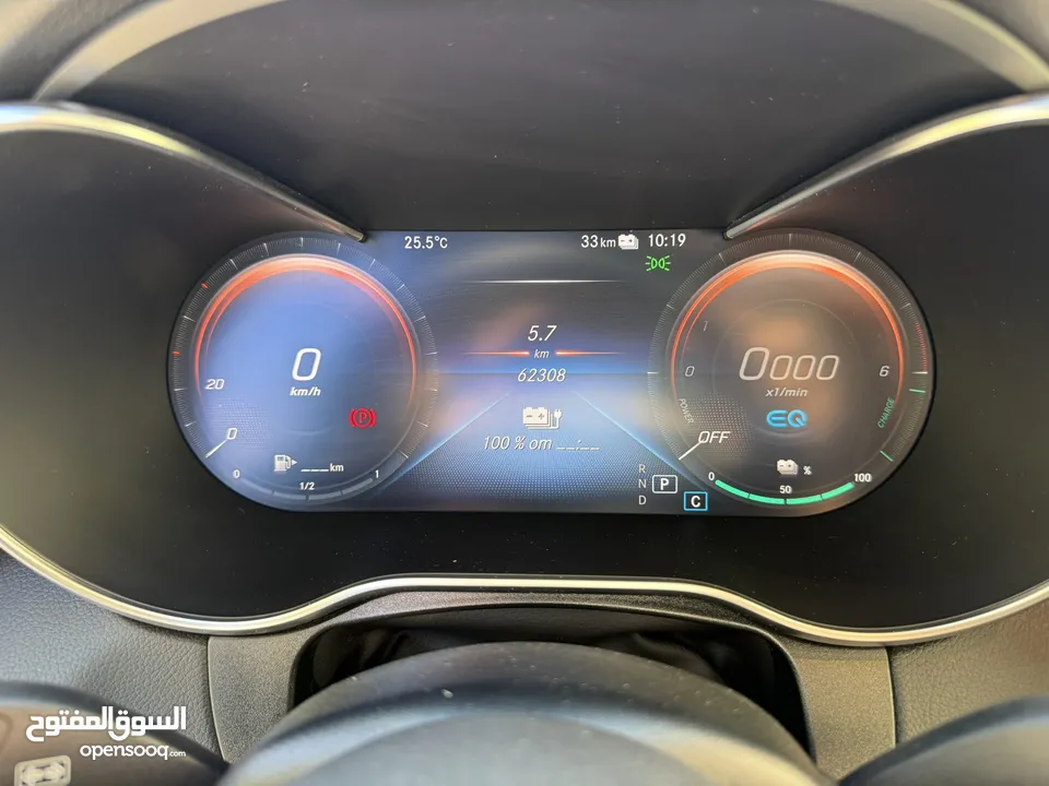 مارسيدس GLC 300DE ترخيص 2022 محرك 2000 هايبرد (ديزل وكهرباء) جير أوتوماتيك 321 حصان