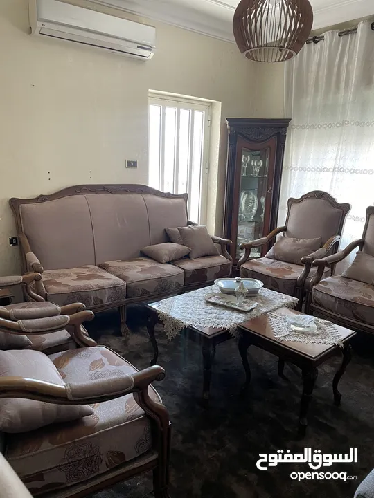 طقم كنب  فاخر للبيع