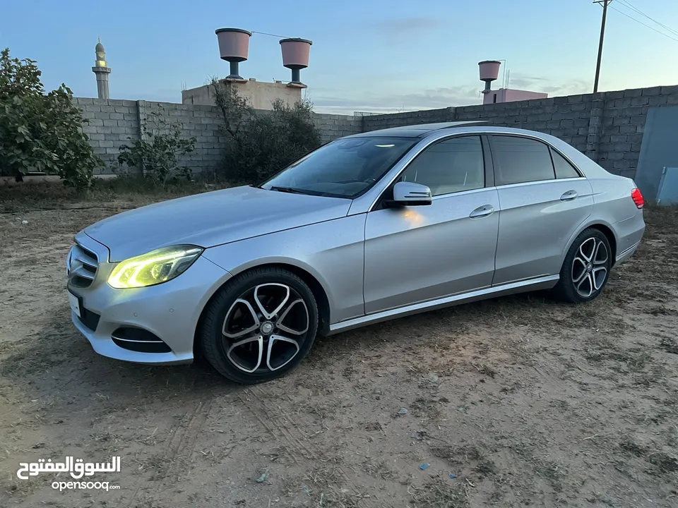 مرسيدس E300