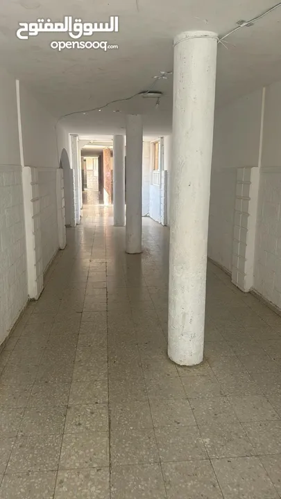 شقة للايجار بحالة جيدة طابق اول