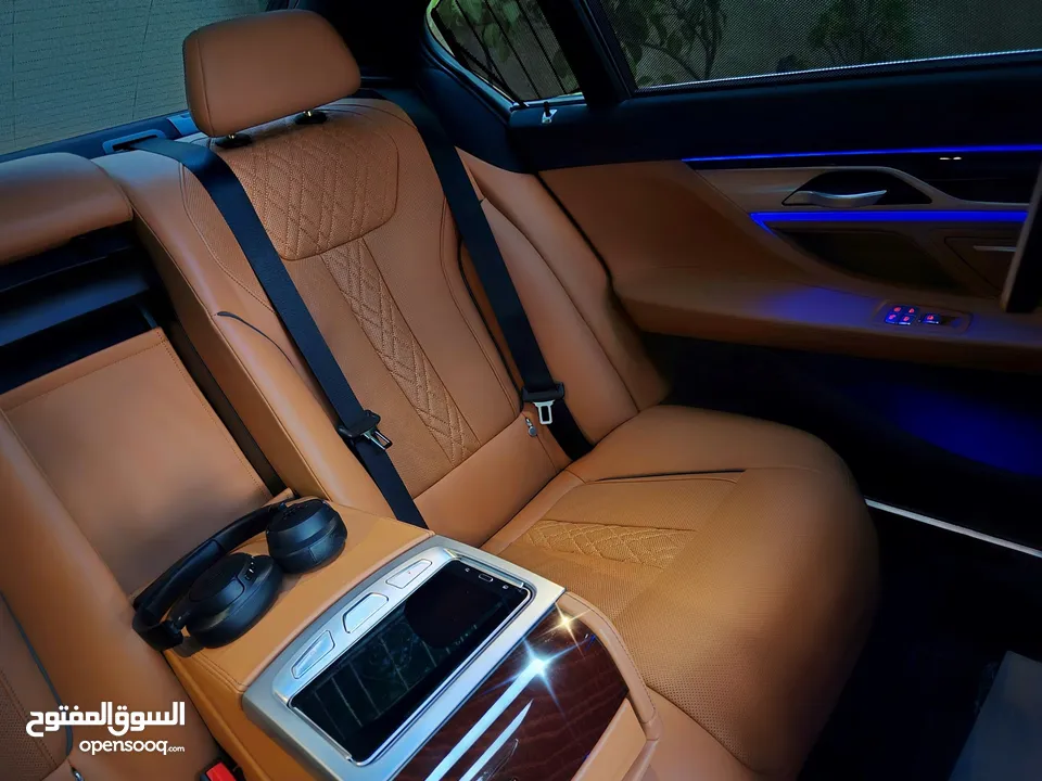 BMW 730li Executive وارد ابوخضر