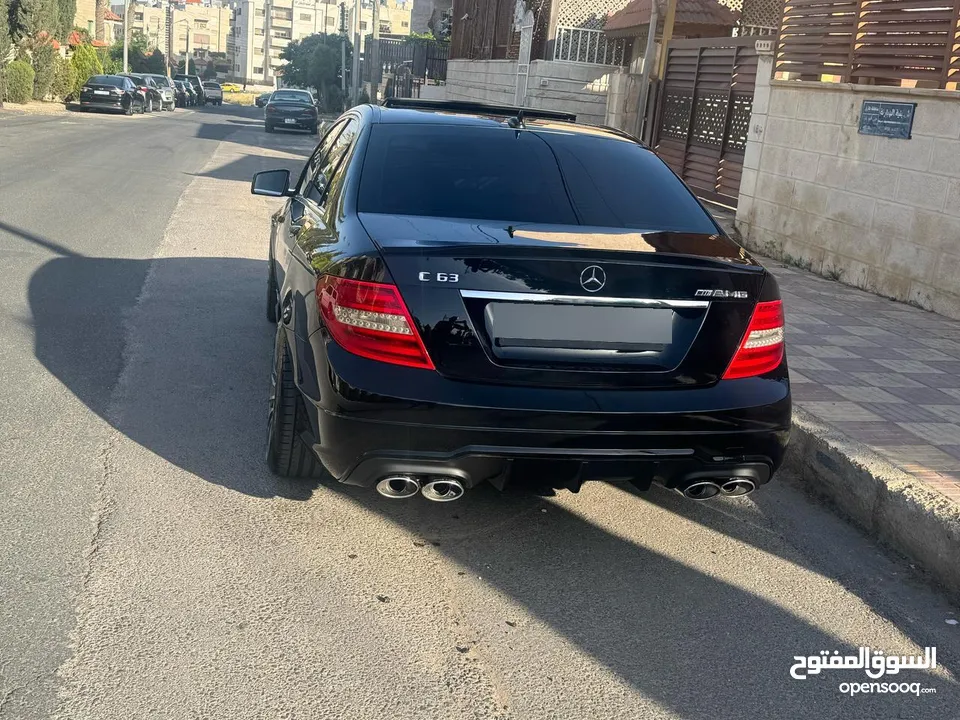 مرسيدس c300 2013 للبيع او للبدل هوندا اكورد او انسابت او كيا او سوناتا