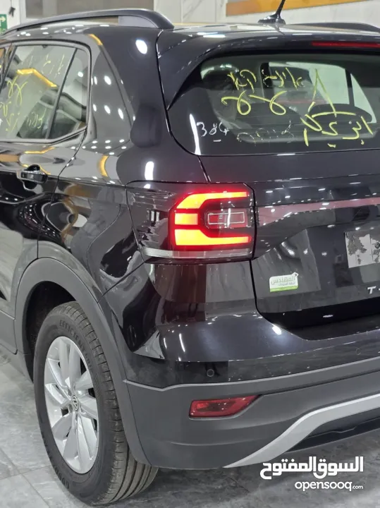 فولكسفاجن  T CROSS