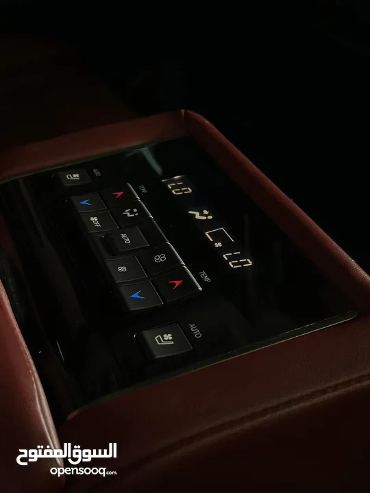 Lexus LX570 2019