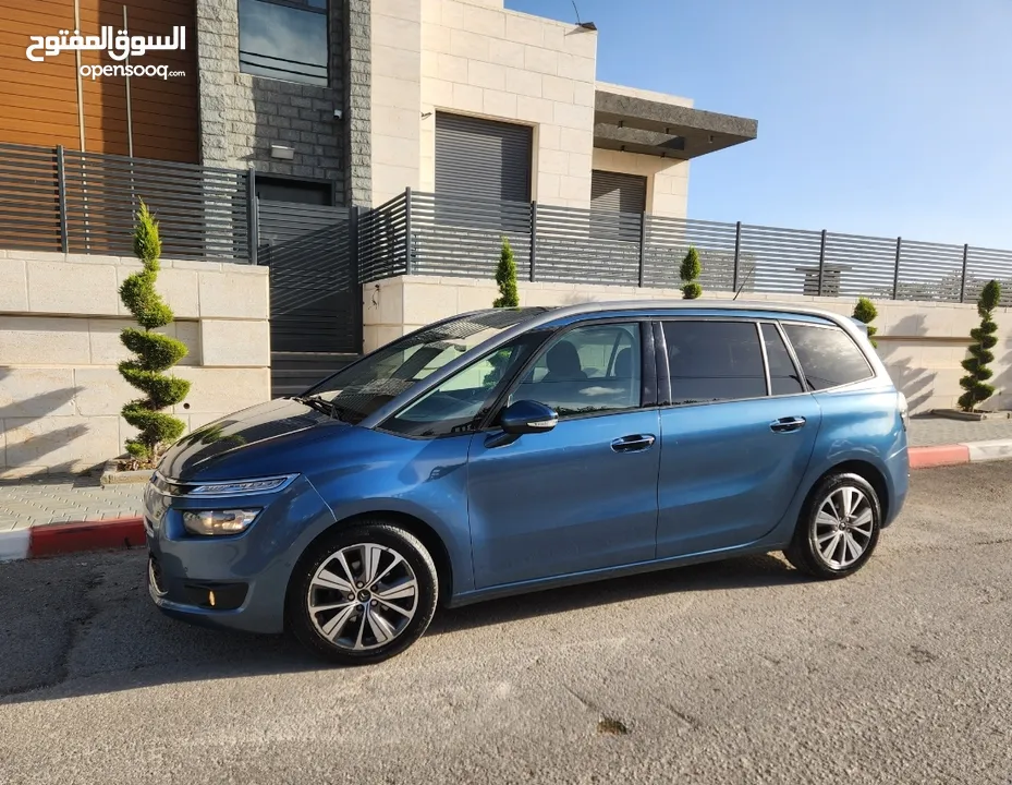 ستروين c4  2017