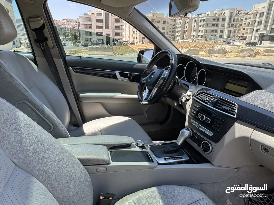 Mercedes C-Class C 200  مرسيدس c200 2012