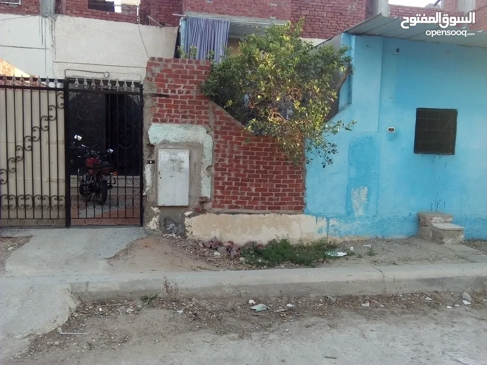 منزل للايجار 120 متر على طريق مصر النور الحي العاشر مقابل شارع 43 الجديد