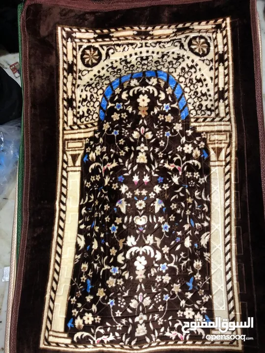 السلام عليكم...سجاده صلاه خامة ممتازة جوده عاليه مصلية مصليات مصلى سجادة صلاة مصحف مصاحف مسبحه