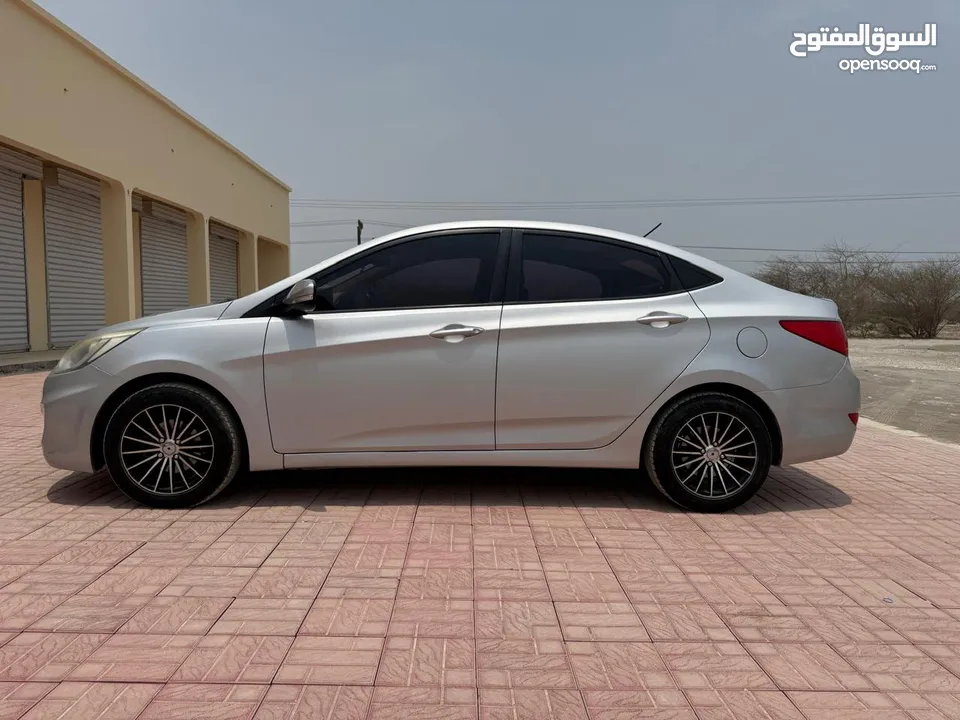 Hyundai accent