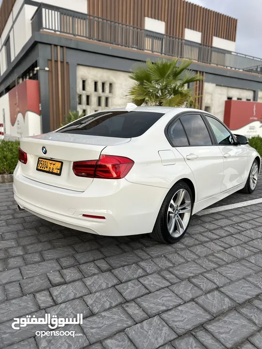 BMW 320 i 2017 نظيفة جداً