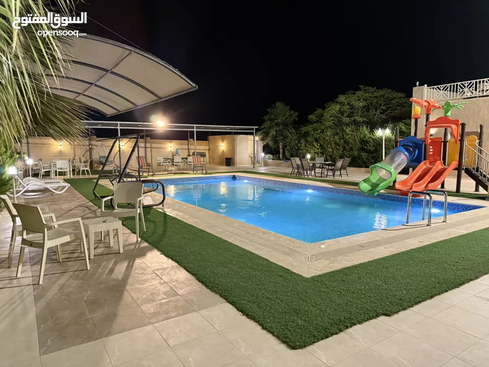 مزرعة نخيل مجهول + شاليه مودرن للبيع